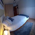 דירה Acogedor Piso En Maliano Camargo