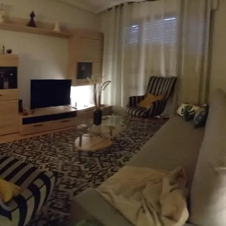 Acogedor Piso En Maliano شقة *