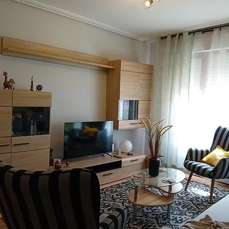 شقة Acogedor Piso En Maliano Camargo