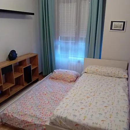 شقة Acogedor Piso En Maliano